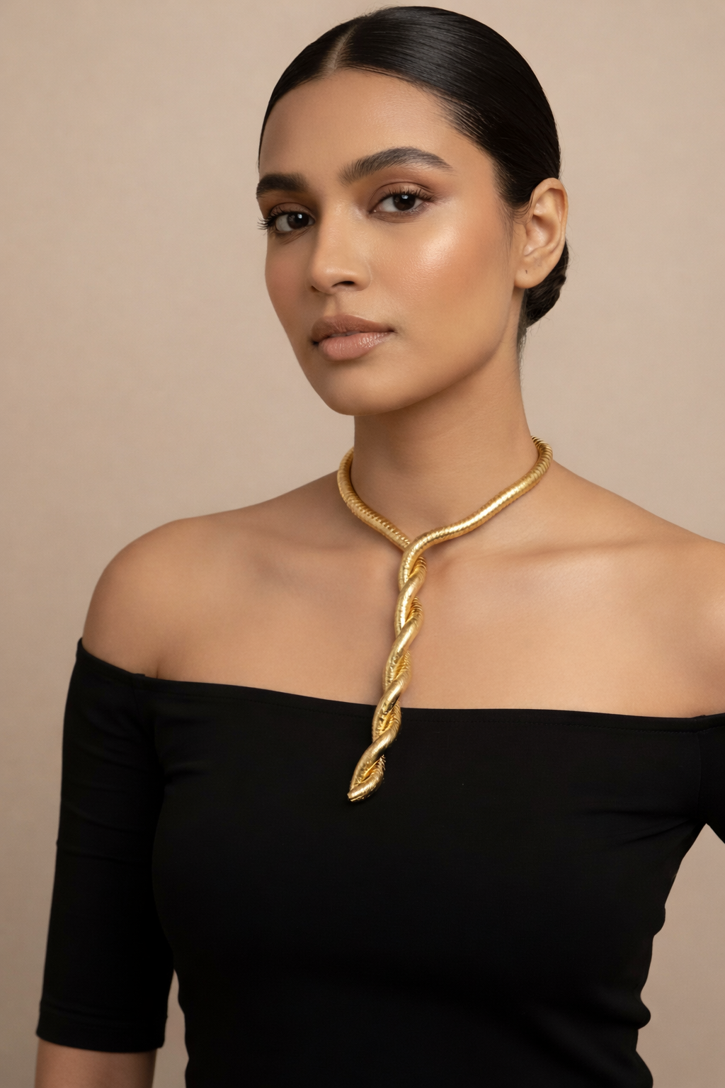 Multi-Styling Gold Bendable Necklace